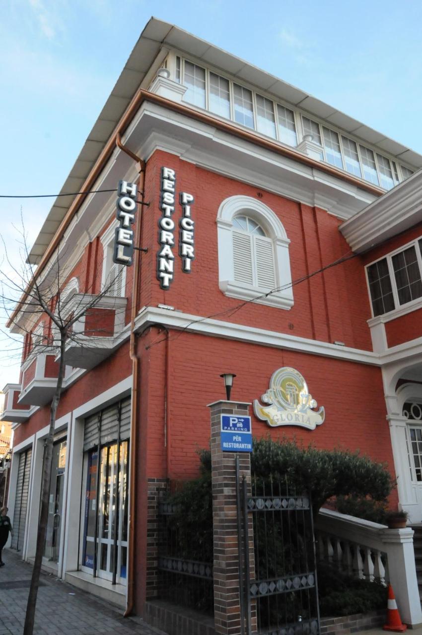 Hotel Boutique Restaurant Gloria Tirana Bagian luar foto